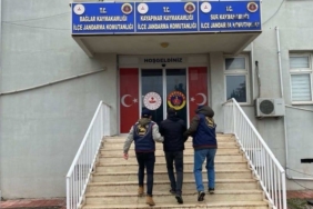 diyarbakirda-10-yil-hapisle-aranan-sahis-yakalandi-Hf5ebguU.jpg