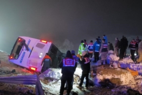 BİNGÖL'DEKİ KAZADA ÖLÜ SAYISI 5'E YÜKSELDİ