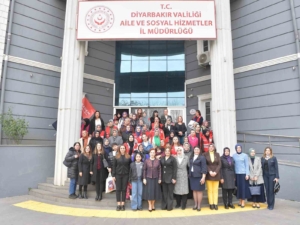 diyarbakirda-8-mart-dunya-kadinlar-gunu-etkinligi-BMCSX7KH.jpg