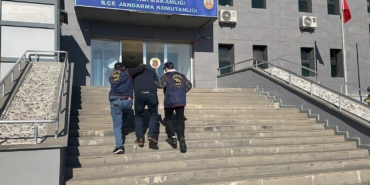diyarbakirda-haklarinda-arama-kaydi-bulunan-3-kisi-yakalandi-24cOPtLZ.jpg