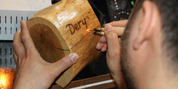 Diyarbakır’da turistlerin gözdesi kişiselleştirilmiş hediyelik eşyalar