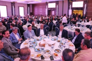 duzeltme-binlerce-kisi-diyarbakirli-hayirsever-is-adaminin-mevlidinde-bir-araya-geldi-8z7RCmGj.jpg