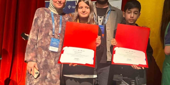 Silvanlı öğrencilerin ’SenseWear: Görme Engelliler İçin Akıllı Giyilebilir Cihaz’ projesi üçüncülük getirdi