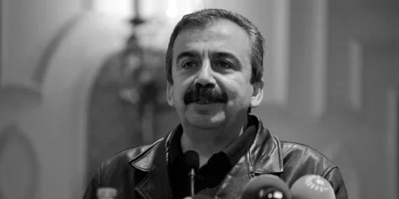 sirri-sureyya-onder-sb