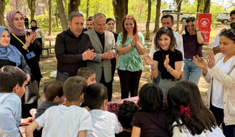 aile-yili-kapsaminda-ekranlardan-uzak-kalpten-yakin-etkinligi-yapildi-kx5RGrn8.jpg