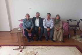 diko-baskani-yuksel-hayatini-kaybeden-gazetecinin-ailesine-ziyarette-bulundu-dklFgHjg.jpg