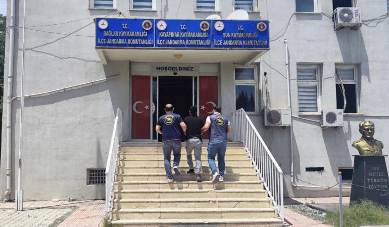diyarbakirda-3-firari-hukumlu-yakalandi-T8YZ7RGz.jpg