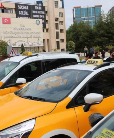 diyarbakirda-taksimetre-ucretlerinde-yuzde-30-ila-35-oraninda-iyilestirme-bekleniyor-HJyFF6vz.jpg