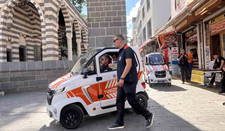 diyarbakirda-turizm-polisi-tahsis-edilen-araclarla-devriye-atacak-W243xCTn.jpg