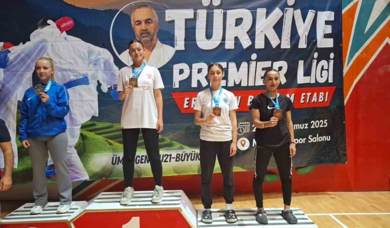 dbb-sporcusu-turkiye-ucuncusu-oldu-8XTjfHLH.jpg