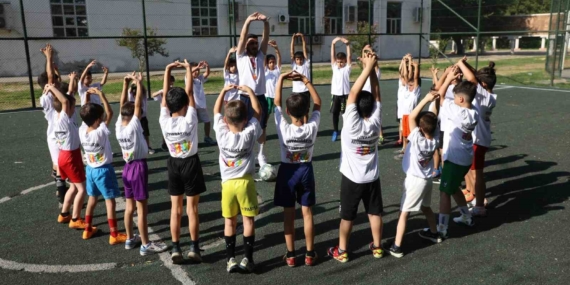 Yaz Spor Okulları, 5 bin 850 çocuğun katılımıyla başladı