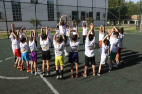 yaz-spor-okullari-5-bin-850-cocugun-katilimiyla-basladi-ANs97GOF.jpg