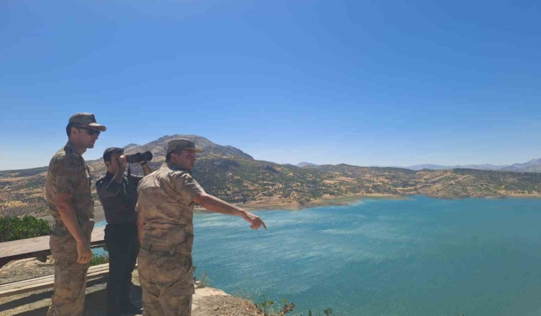 dicle-kaymakami-atis-ve-ilce-jandarma-komutani-koca-us-bolgesini-ziyaret-etti-Hk4RnBES.jpg