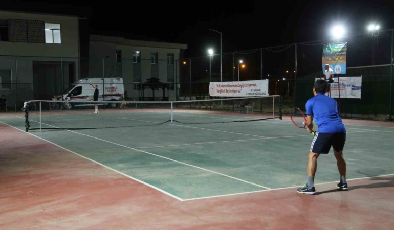 diyarbakir-il-saglik-mudurlugu-tenis-turnuvasi-basladi-CtIMWTWB.jpg