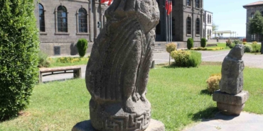 diyarbakir-muzesinde-3-kiymetli-eser-ilk-kez-kalici-olarak-sergilendi-47rT32gj.jpg