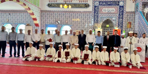 Hafızlık Merasiminde 12 Öğrenciye İcazet Belgeleri Takdim Edildi – Diyarbakır