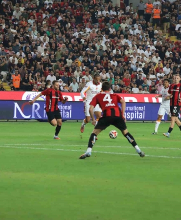 trendyol-super-lig-gaziantep-fk-0-galatasaray-3-mac-sonucu-Tr7S7Fiy.jpg