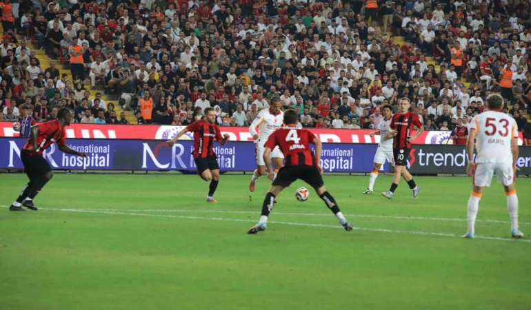trendyol-super-lig-gaziantep-fk-0-galatasaray-3-mac-sonucu-Tr7S7Fiy.jpg