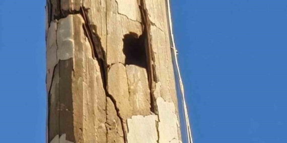 Ulu Cami Minaresinde Derin Çatlaklar: Kurtalan’da Güvenlik Endişesi