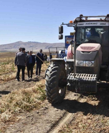 bitlisin-ahlat-ilcesinde-kuru-fasulye-hasadi-ve-rekolteye-dair-guncel-bilgiler-hZgcQuS7.jpg