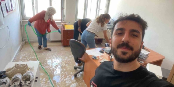 Dicle Durabeyli’de Öğretmenler Temizlik Seferberliğiyle Yeni Eğitim-Öğretim Yılına Hazır