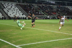 elazigspor-batman-petrolspor-maci-ozeti-ev-sahibi-2-1lik-sunumla-ustun-gZLYtrWG.jpg