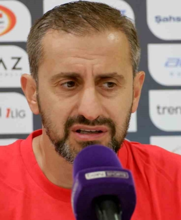 erzurumspor-fk-teknik-direktoru-ozbalta-ritmi-yukseltmeye-devam-edecegiz-av6FLZAg.jpg
