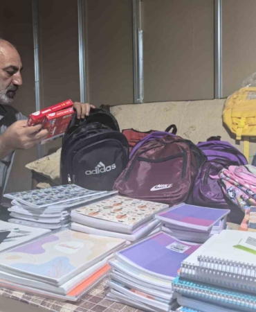 hayirsever-destekleriyle-ogrencilere-kirtasiye-yardimi-diyarbakirda-ornek-sosyal-sorumluluk-bbApVpIb.jpg
