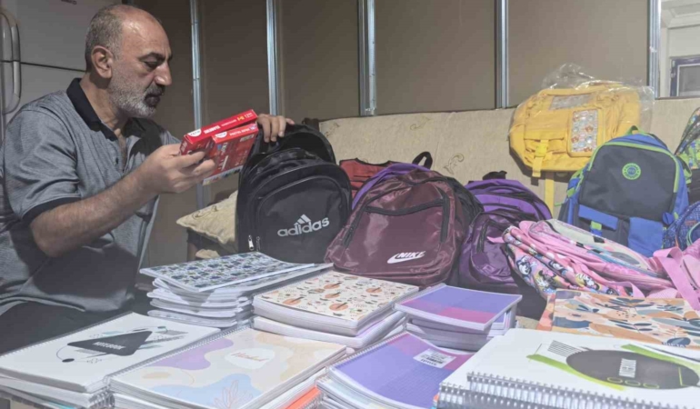 hayirsever-destekleriyle-ogrencilere-kirtasiye-yardimi-diyarbakirda-ornek-sosyal-sorumluluk-bbApVpIb.jpg
