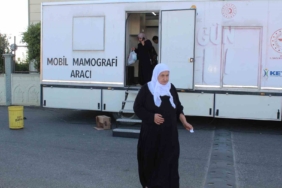 mobil-mamografi-araciyla-erken-teshis-icin-kapilari-aralayan-hizmet-G87iniHw.jpg