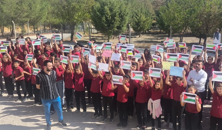 ari-imam-hatipte-gazzeye-destek-ogrencilerle-dayanisma-ve-anlamli-bir-calisma-62tzOWaM.jpg