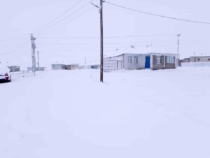 askalede-kar-hem-belediye-hem-koyleri-beyaza-burudu-fotograflarla-anirenklenen-sabah-FJFMG9dr.jpg