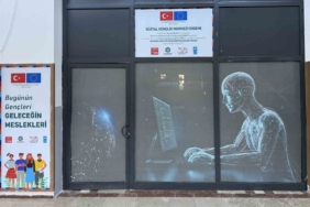 diyarbakir-digem-genclere-dijital-meslek-kapilarini-aralayan-yeni-nesil-egitim-merkezi-7Hl5AY9u.jpg