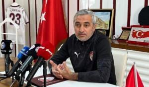 elazigsporun-uc-maclik-seri-sonrasi-oz-guven-ve-oyun-disiplini-analizi-GXL21PkQ.jpg