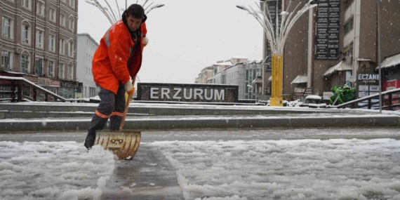 Erzurum’da Sabah Kar ve Uyum: Bölgede Kara Son Dakika Değişimleri