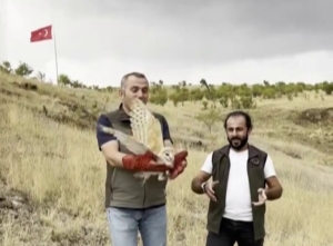 erzurumda-saglik-kontrolunden-gecip-dogaya-geri-birakilan-peceli-baykusun-yeniden-dogaya-adaptasyonu-IeeEL6eZ.jpg