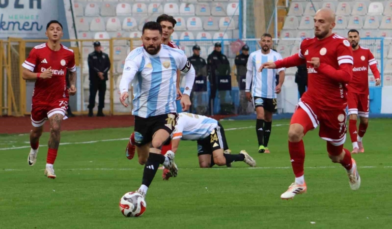 erzurumspor-fk-eumraniyespor-maci-ev-sahibi-eren-ve-orhanin-final-dokunuslariyla-2-0-KmOceVhW.jpg