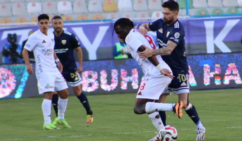 erzurumspor-fk-ile-vanspor-fk-1-1-berabere-kaldi-oyun-ozeti-ve-dakikalar-Kuvfm5eI.jpg