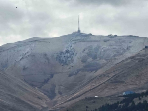 palandoken-zirvesisicakligin-dususu-ve-kar-yagisi-erzurum-gundemi-W5d3VhNu.jpg