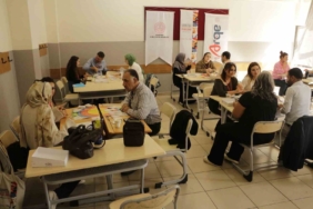 siddetsiz-iletisim-yoluyla-yolda-sanat-diyarbakirda-ogretmenler-icin-uygulamali-egitimler-devam-ediyor-P4fVgBfF.jpg