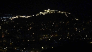 vanda-gunbatimi-ve-sehir-isiklari-time-lapse-ile-sehrin-isikli-donusumu-XOtTNLXx.jpg