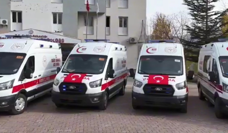 bitlise-7-tam-donanimli-ambulanstan-olusan-yeni-acil-saglik-filosunun-envantere-katilimi-EOGAxkLq.jpg