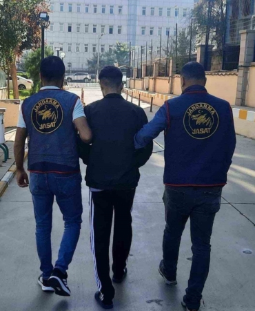 diyarbakir-jandarma-operasyonunda-82-supheli-haklarinda-kesinlesmis-hapis-cezasiyla-yakalandi-dZTsS2Rp.jpg