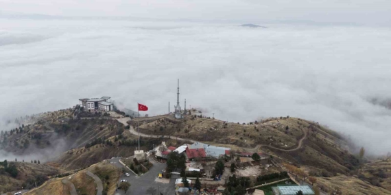 Elazığ’da Sabah Sis Denizi: Görüntüler Dronla Kaydedildi