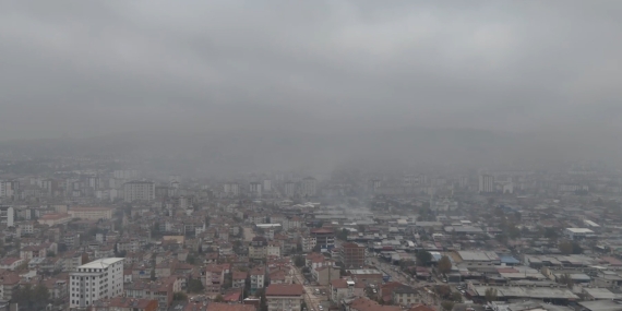 Elazığ’da Yoğun Sis Havası: Şehrin Üstünü Saran Puslu Manzara ve Güncel Tahminler