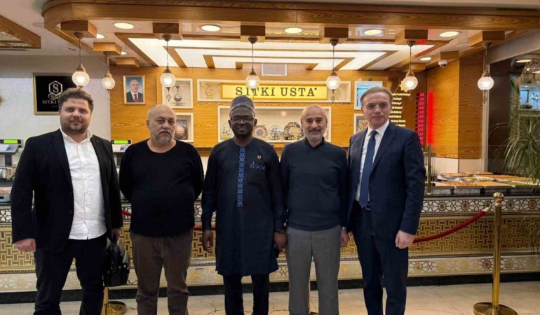 gastronomi-ve-diplomasi-sitki-usta-cukurambarda-elcilik-heyeti-agirlanmasi-BTzV6vbV.jpg