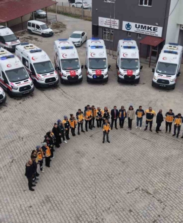 mus-saglik-agi-kis-hazirliklarini-tamamladi-262-personel-ve-28-ambulansla-366-koye-hizmet-mQiMFu2z.jpg