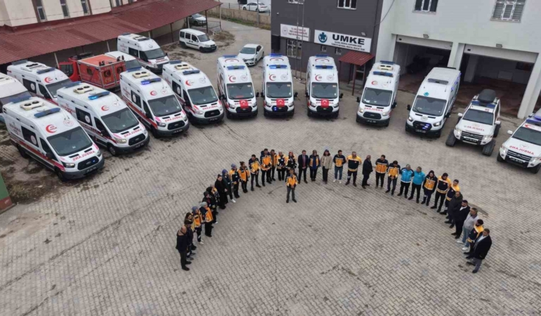 mus-saglik-agi-kis-hazirliklarini-tamamladi-262-personel-ve-28-ambulansla-366-koye-hizmet-mQiMFu2z.jpg