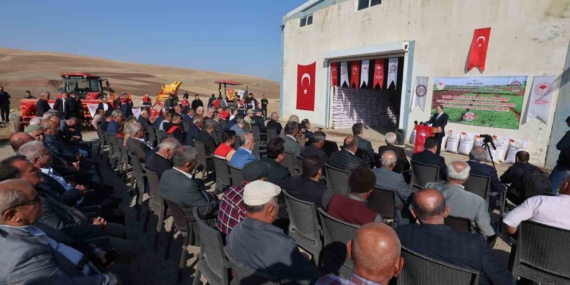Siirt’te TAKE Projesi ile 203 Ton Sertifikalı Kırmızı Mercimek Çiftçilere Ulaştı