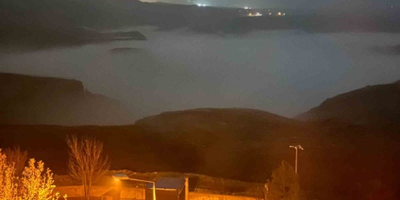 Batıraman’da Sis Denizine Dönüşen Dicle Nehri: Geceyi Şölene Çeviren Doğa Manzarası